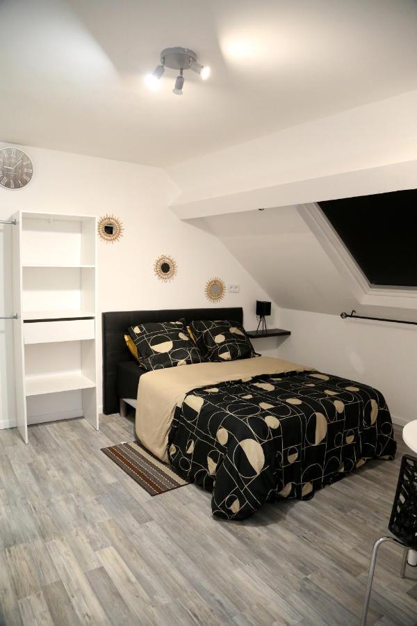 Jupiter Apartment Saint-Quentin  Luaran gambar